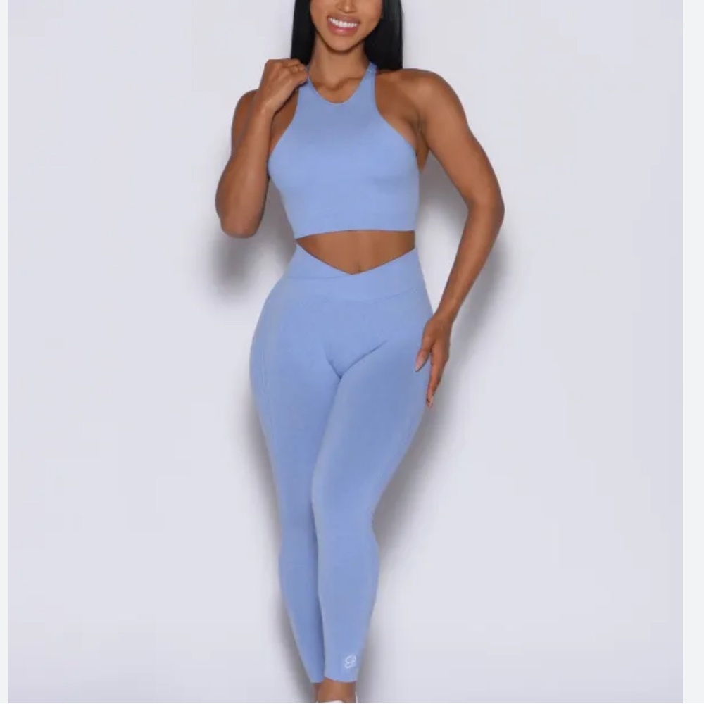 Bombshell Sportswear Sky Blue Seamless Leggings NWT